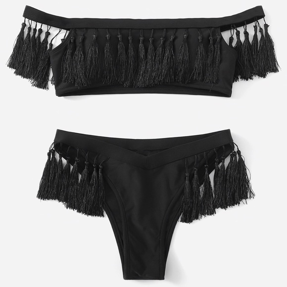 ❤️ LAST ONE! Black Off Shoulder Tassel Bikini Set - Picture 2 of 11